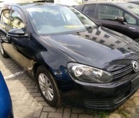 volkswagen-golf-small-0