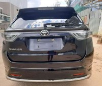 toyota-harrier-small-3