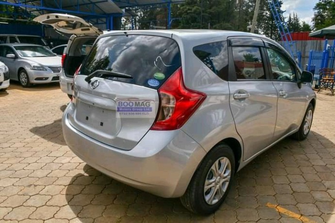 nissan-note-big-2