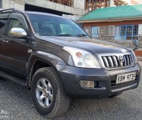 toyota-landcruiser-prado-small-2