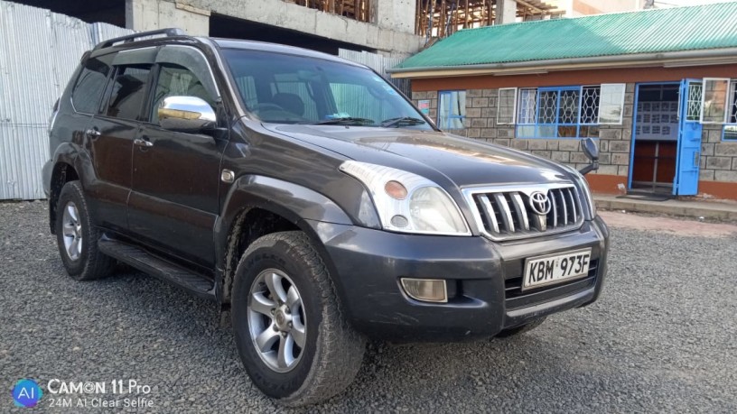 toyota-landcruiser-prado-big-2