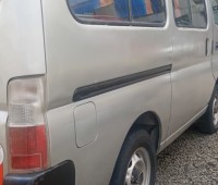 nissan-caravan-small-1