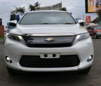 toyota-harrier-small-1