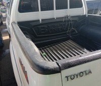 toyota-hilux-surf-small-4