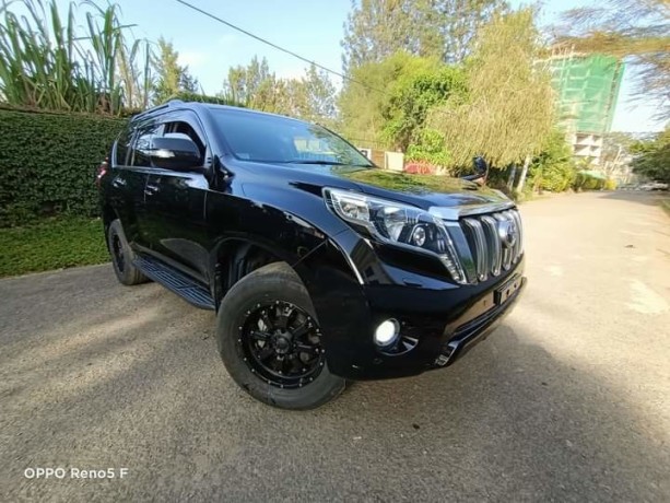 toyota-land-cruiser-tx-big-2