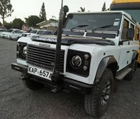 land-rover-defender-small-0