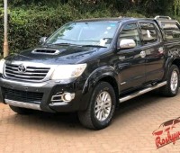 toyota-hilux-small-2