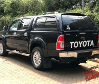 toyota-hilux-small-1