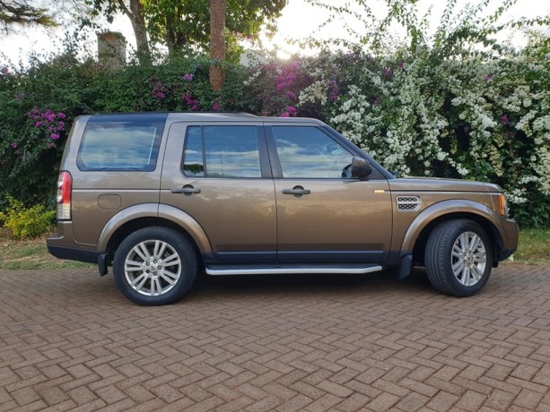 land-rover-discovery-4-big-1