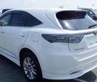 toyota-harrier-pearl-white-2015-small-1