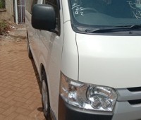 toyota-hiace-small-6