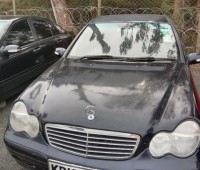 mercedes-benz-c180-small-1