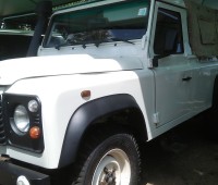 land-rover-defender-small-2