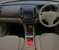 nissan-slyphy-small-4