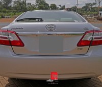 toyota-premio-small-5