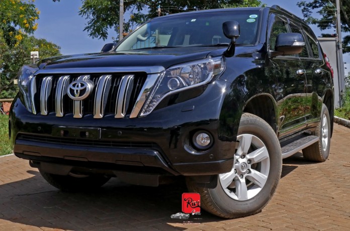 landcruiser-prado-tx-2015-big-2