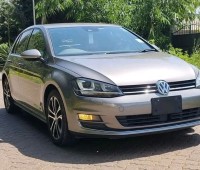 volkswagen-golf-tsi-small-2