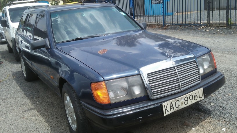 mercedez-benz-230-te-big-3