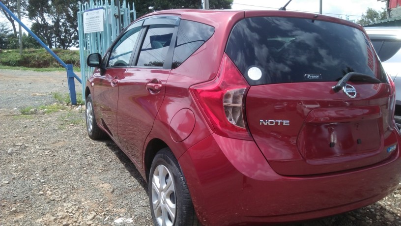 nissan-note-big-1