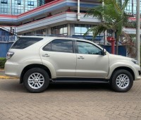 toyota-fortuner-2014-gold-for-sale-small-3