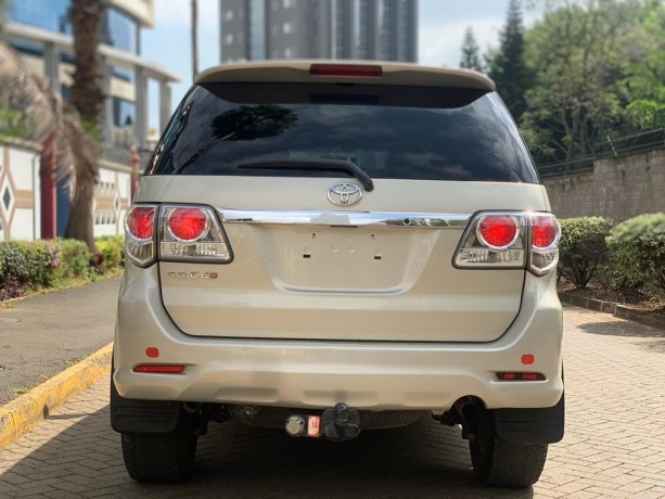 toyota-fortuner-2014-gold-for-sale-big-6
