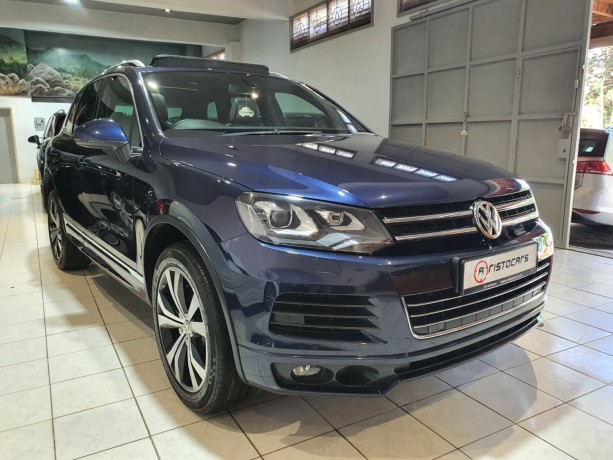 volkswagen-touareg-big-0
