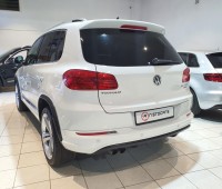 volkswagen-tiguan-tsi-small-1