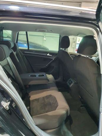 volkswagen-golf-big-3