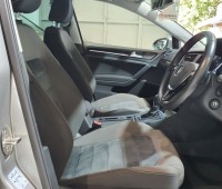 volkswagen-golf-small-2