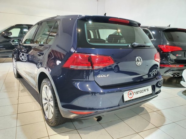 volkswagen-golf-tsi-big-2