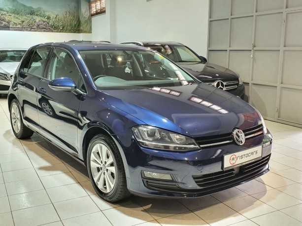 volkswagen-golf-tsi-big-0