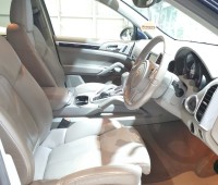 porsche-cayenne-small-2