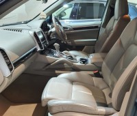 porsche-cayenne-small-6