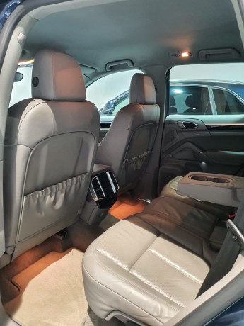 porsche-cayenne-big-5