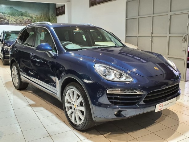 porsche-cayenne-big-0