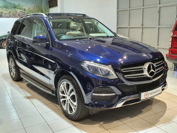 mercedes-benz-gle-250d-4matic-big-0