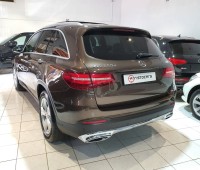 mercedes-benz-glc-220d-small-1