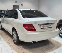 mercedes-benz-c200-small-1