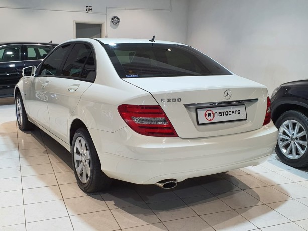 mercedes-benz-c200-big-1