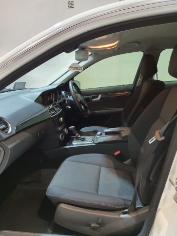 mercedes-benz-c200-big-6