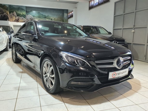 mercedes-benz-c200-avan-garde-big-0