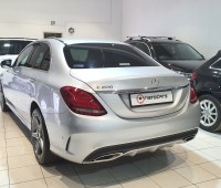 mercedes-benz-c200-amg-line-small-1