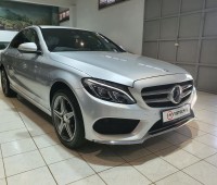 mercedes-benz-c200-amg-line-small-0