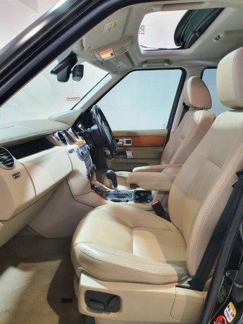 land-rover-discovery-4-hse-big-6