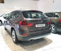 bmw-x1-20-xdrive-small-1
