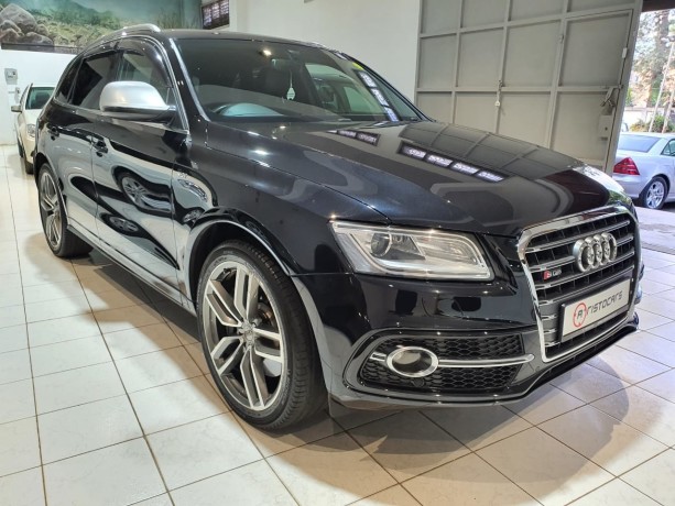audi-q5-super-charged-quattro-big-0