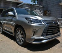 lexus-lx570-small-2