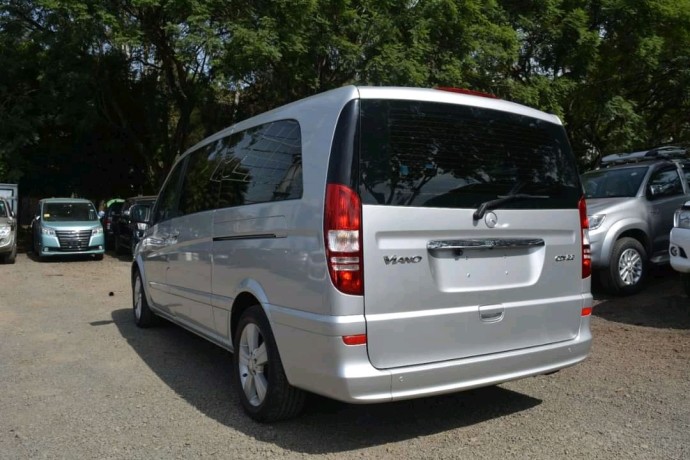 mercedes-viano-big-3