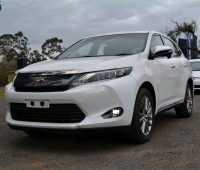 toyota-harrier-small-3