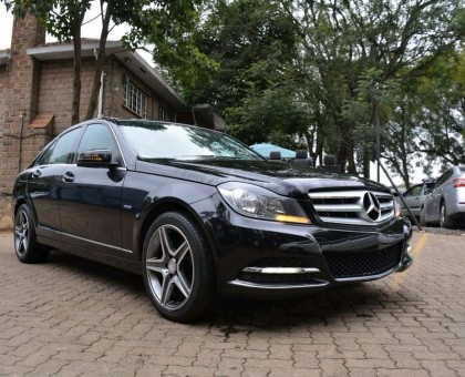 Mercedes C200